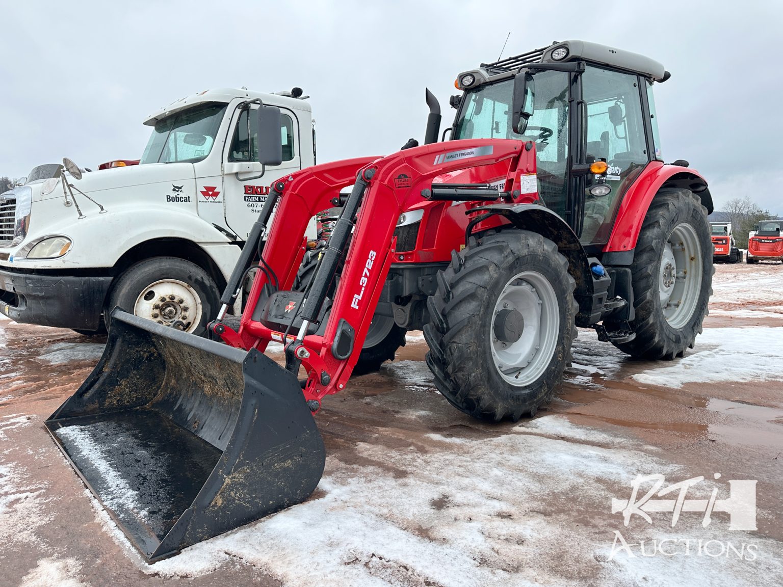 Eklund Farm Machinery Winter Used Equipment Consignment Auction 2025